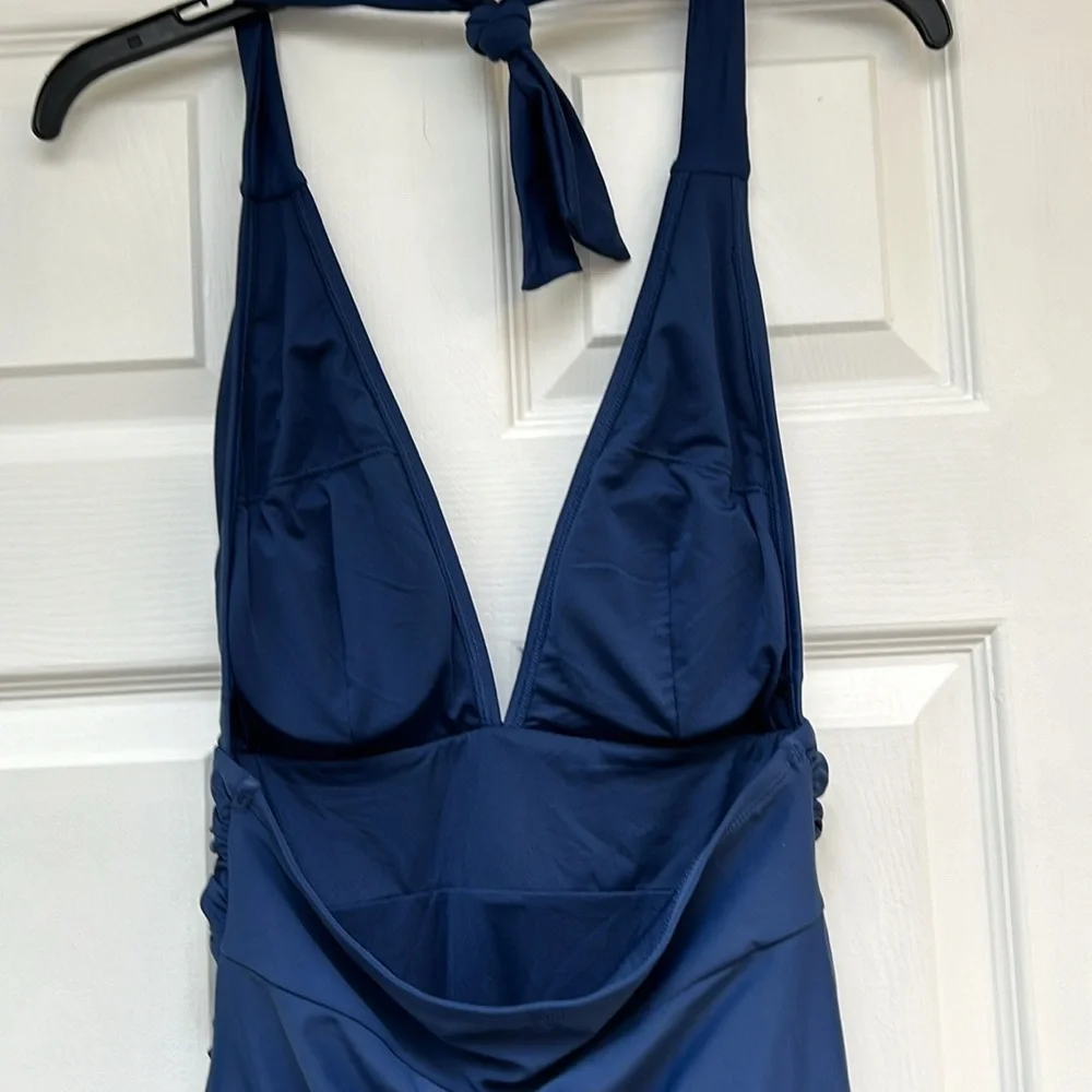 Cupshe Women's Halter Backless Ruched Tummy Control Swimsuit-Size S  NWT